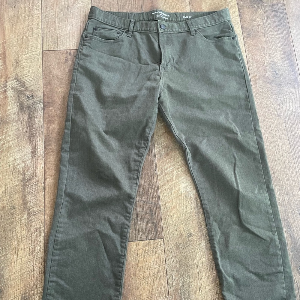 Banana Republic Traveler Jeans 35x30
